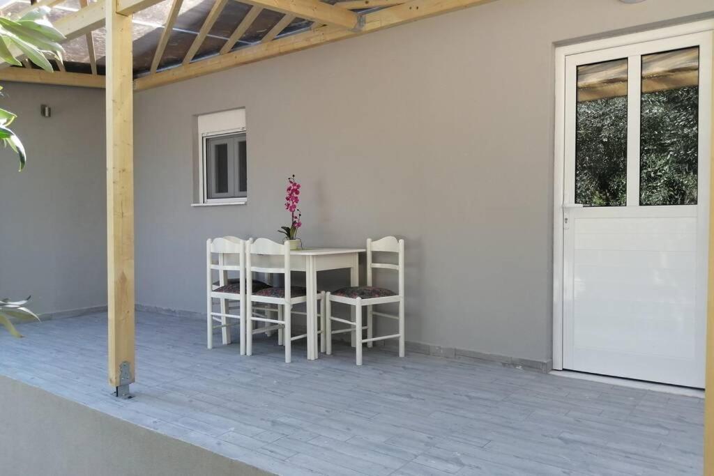 Αqua Blue Villa Agios Spyridon  Екстериор снимка